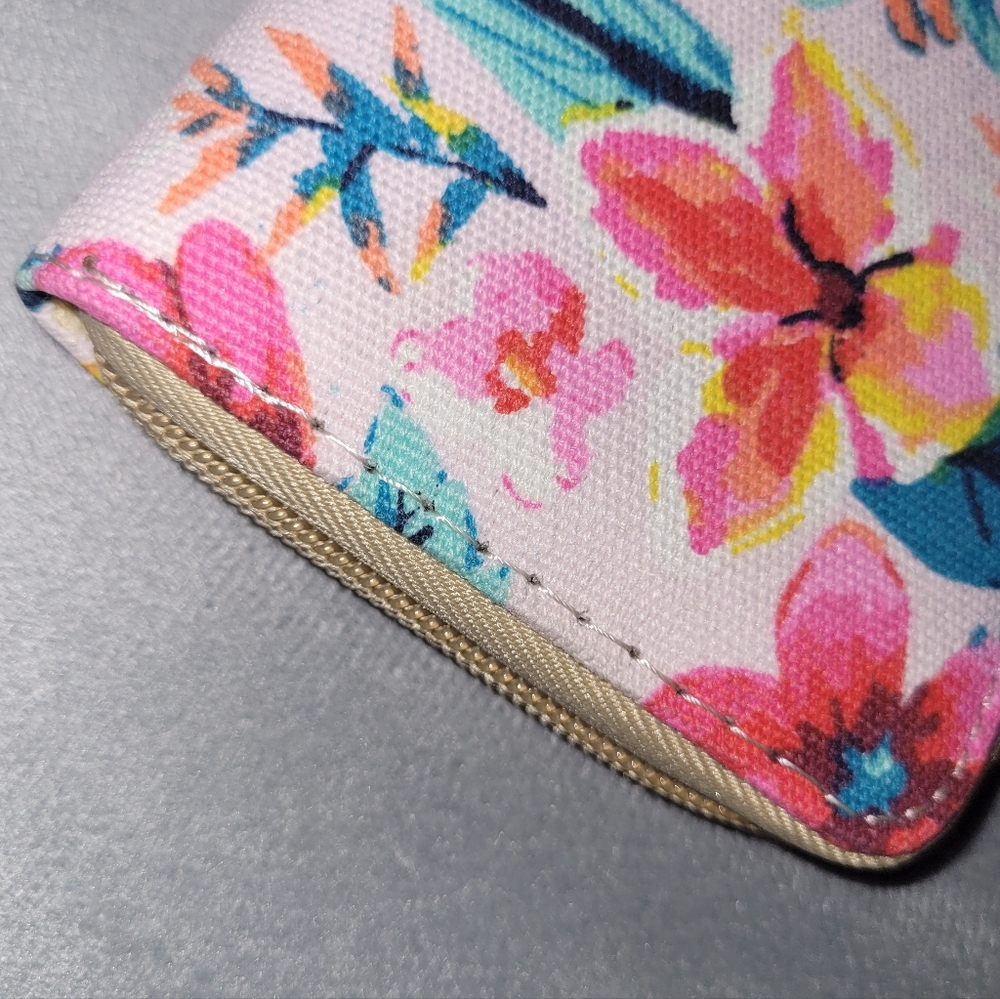 Canvas Zip Wallet - Picture 4 of 16